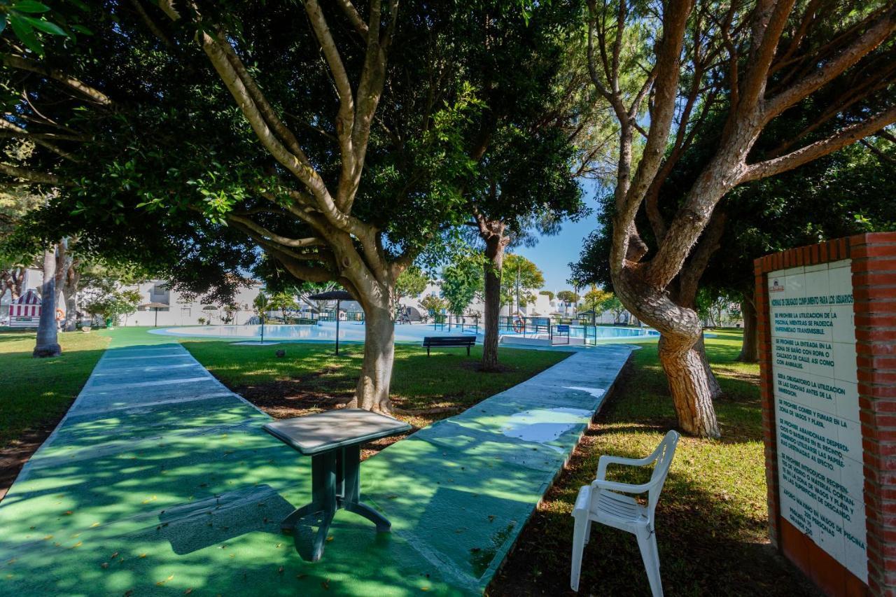 La Almadraba Apartment Chiclana de la Frontera Bagian luar foto